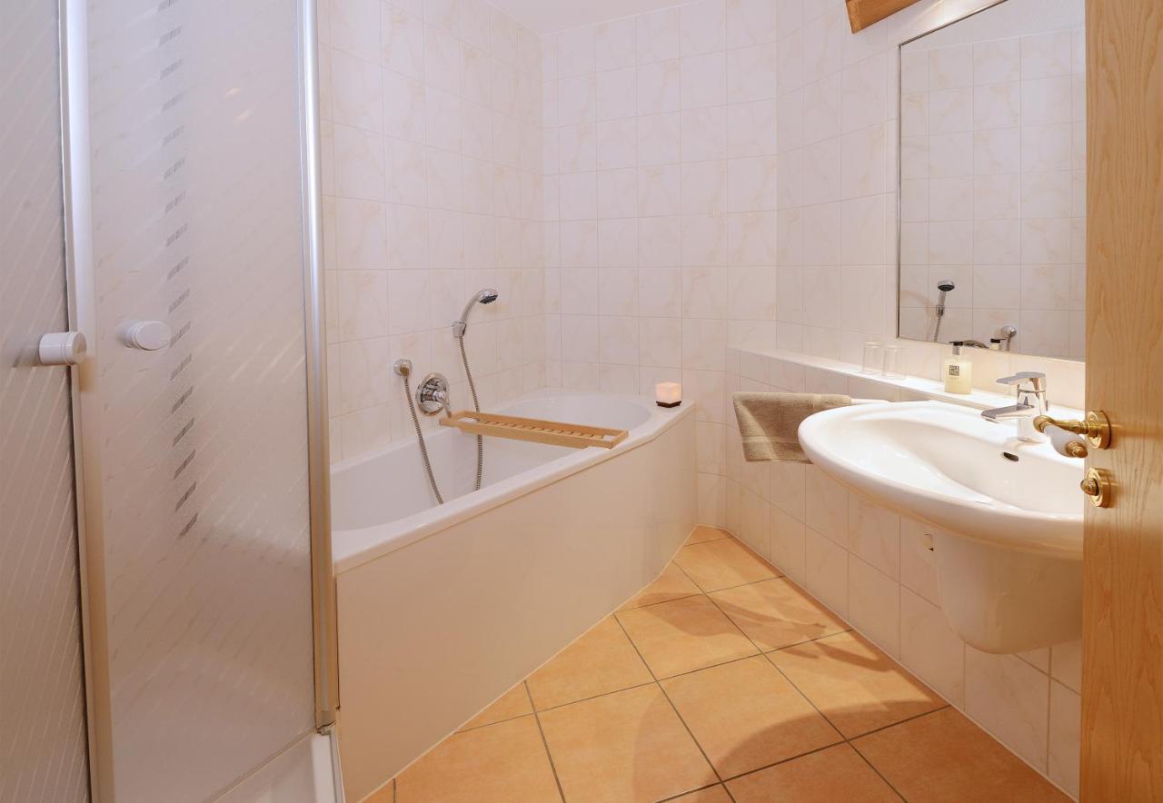 Hotel Villa Granitz Baabe Buitenkant foto